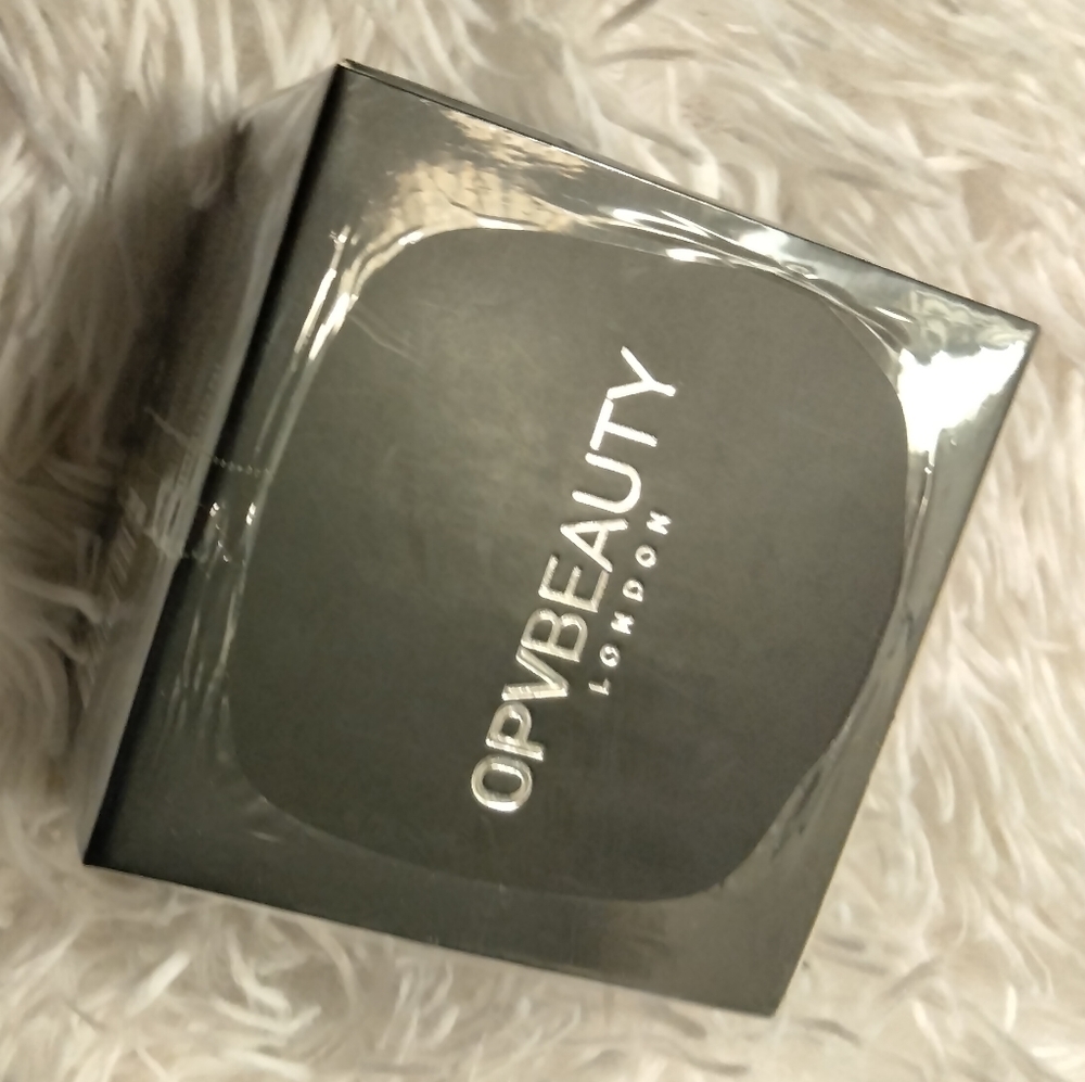 🆕 OPV Beauty London Translucent Setting Powder - Picture 9 of 10